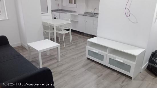  Venta de piso en A Coruña, calle Antonio Pereira - A CORUÑA 