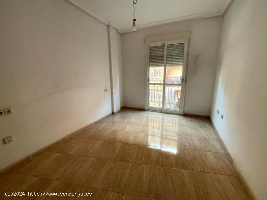 Piso en venta en el centro de Mazarrón - MURCIA