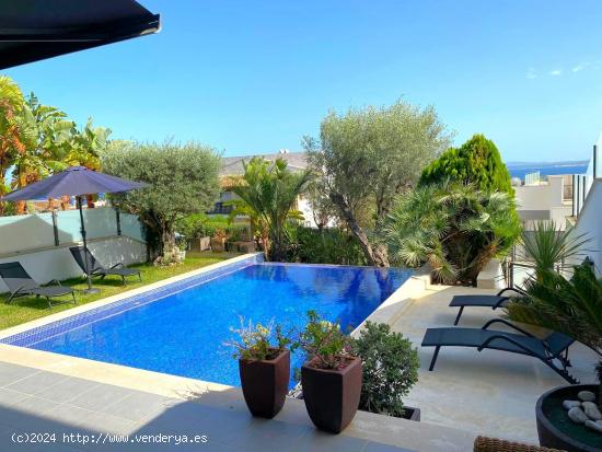 Chalet independiente con piscina  y vistas al mar en Puerto de Alcudia - BALEARES