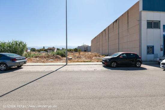  Se vende parcela industrial de 809 metros cuadrados en el Poligono Hurpe de Atarfe. - GRANADA 