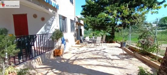 BONITO CHALET INDEPENDIENTE JUNTO PLAYA ROMANA - CASTELLON