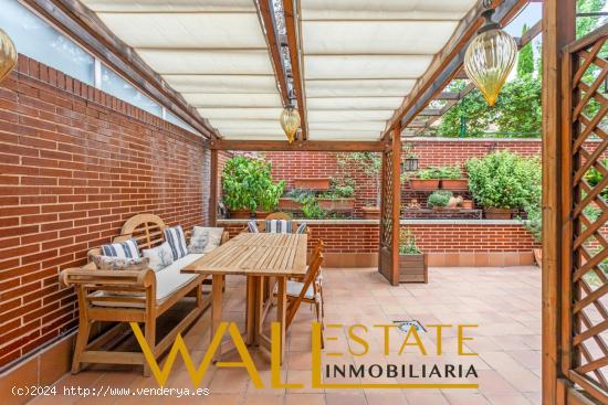 Duplex con gran jardín y pérgola en Palomas - MADRID