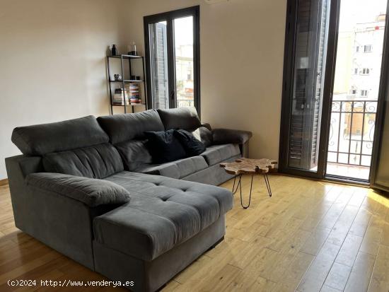 Apartamento entero de 2 dormitorios en Barcelona. - BARCELONA