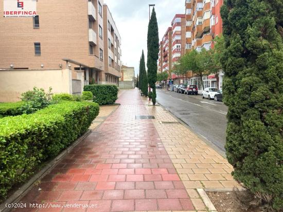 ALQUILER LOCAL CARRETERA RUEDA - VALLADOLID