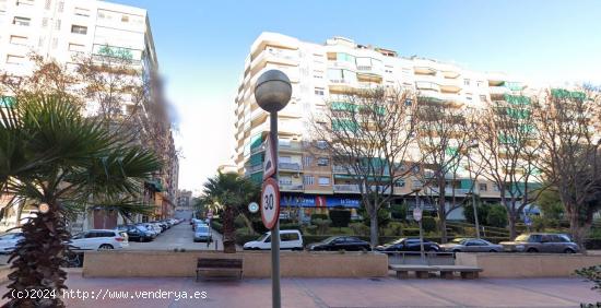  ÁTICO EN VENTA EN LA CALLE SAN SALVADOR ARTIGAS - BARCELONA 