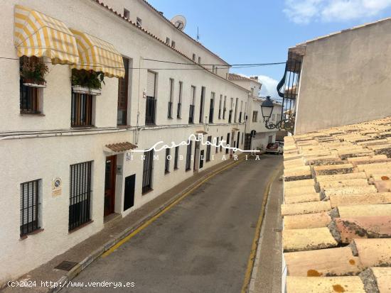 Venta casa con garaje en Altea - ALICANTE