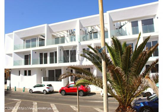 Piso en La Oliva, Corralejo - ¡Vistas al Mar y Comodidades Modernas! - LAS PALMAS