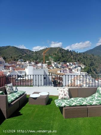 Espectacular Ático en Alquiler en el Encantador Pueblo de Benahavís, Costa del Sol. - MALAGA