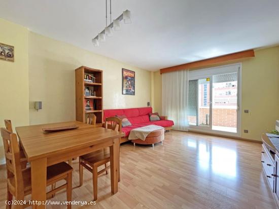 Piso en Venta en La Roureda - BARCELONA