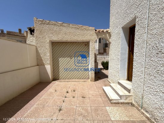 Chalet en venta en Mazarrón (Murcia)