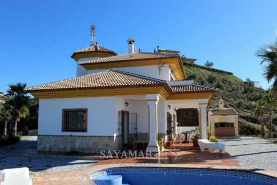 Villa en alquiler en Sayalonga (Málaga)