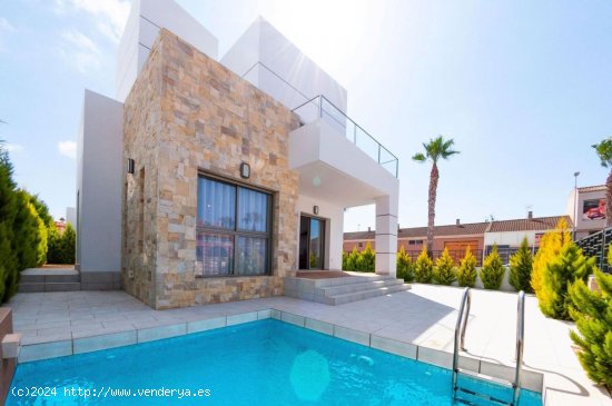 Villa en venta en Los Alcázares (Murcia)