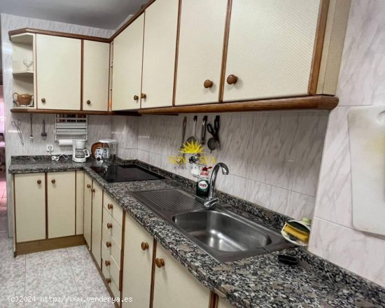 Apartamento en alquiler en Alicante (Alicante)