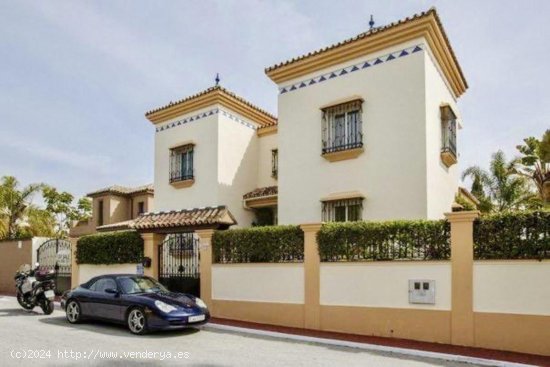 Villa en venta en Marbella (Málaga)