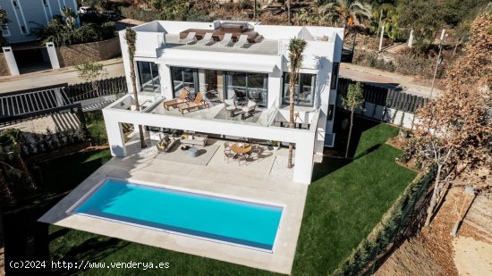 Villa en venta en Estepona (Málaga)