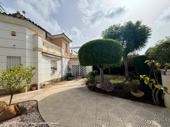 Chalet en venta en Ciudad Quesada (Alicante)