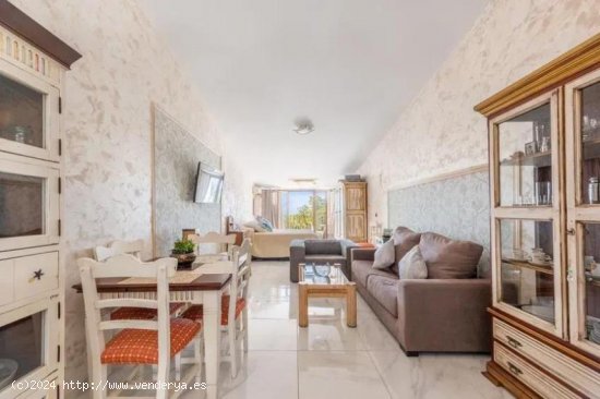  Piso en venta en Estepona (Málaga) 