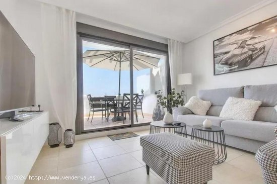  Dúplex en venta en Estepona (Málaga) 