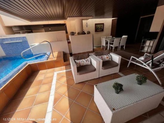 Piso en venta en Estepona (Málaga)