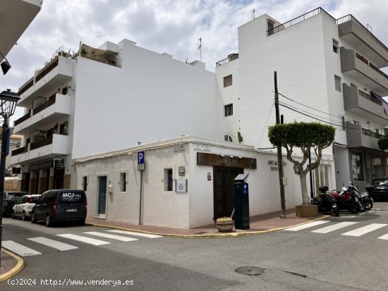 Edificio en venta en Santa Eulalia del Río (Baleares)