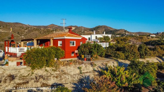 Casa en venta en Almuñécar (Granada)