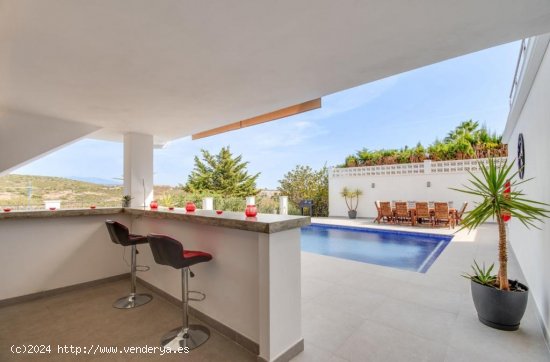 Villa en venta a estrenar en Estepona (Málaga)