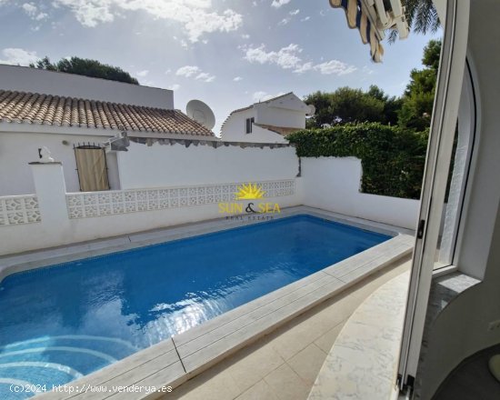 Villa en alquiler en Orihuela (Alicante)