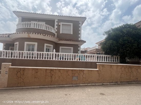 Casa en venta en Torrevieja (Alicante)