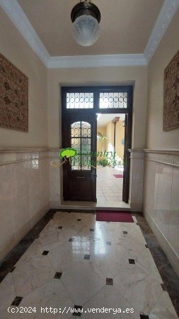 Villa en venta en Vélez-Málaga (Málaga)