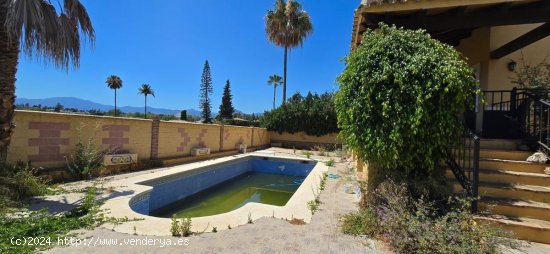 Villa en venta en Marbella (Málaga)