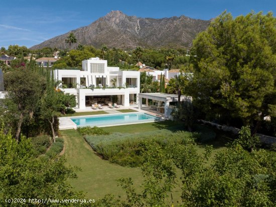 Villa en venta en Marbella (Málaga)