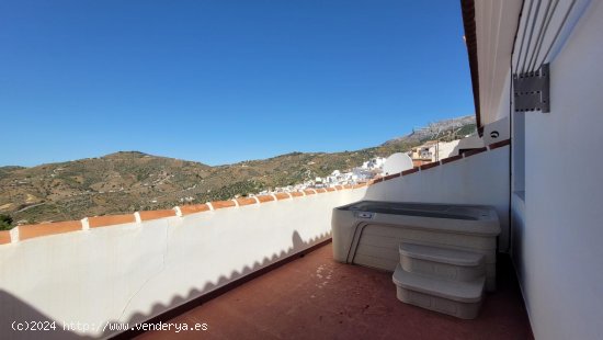 Casa en venta en Canillas de Albaida (Málaga)