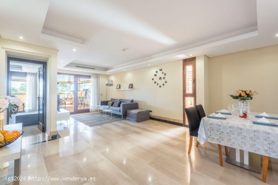 Apartamento en venta en Estepona (Málaga)