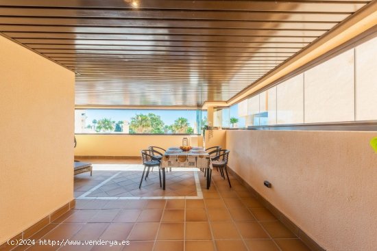 Apartamento en venta en Estepona (Málaga)