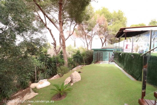 Chalet en venta en Orihuela (Alicante)