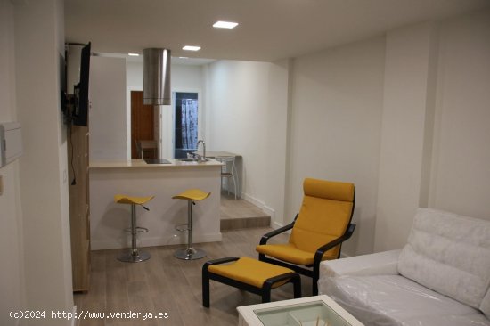 Apartamento en alquiler en Granada (Granada)