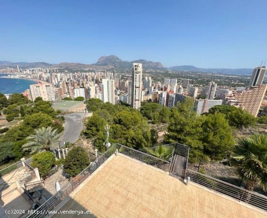 Villa en venta en Benidorm (Alicante)