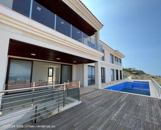 Villa en venta en Benidorm (Alicante)