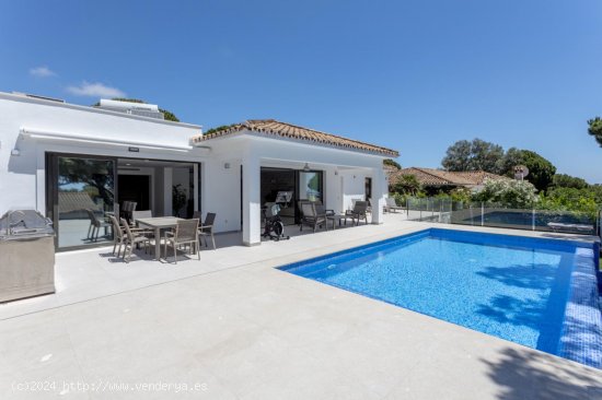  Villa en venta en Marbella (Málaga) 