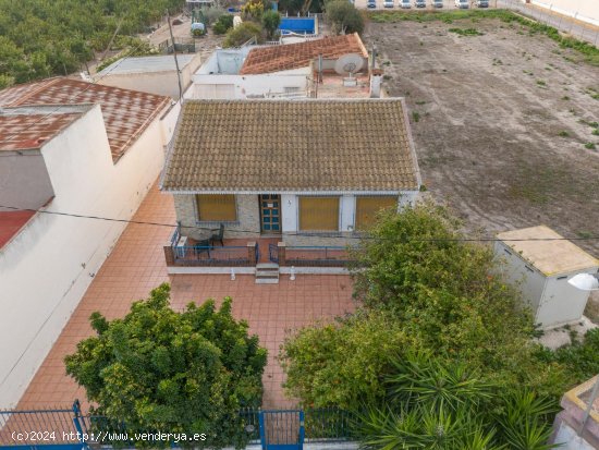 Finca en venta en Orihuela (Alicante)