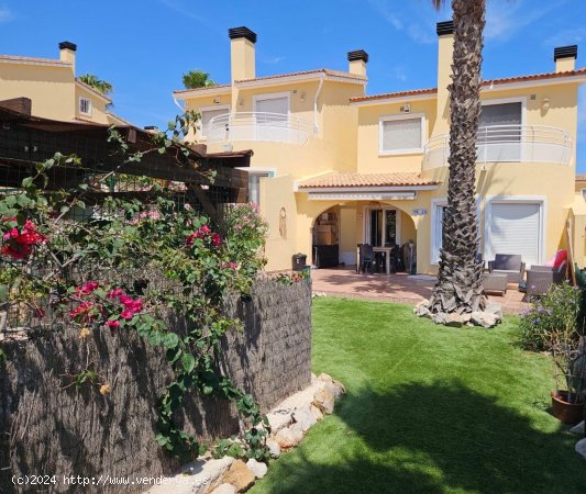 Villa en venta en Pedreguer (Alicante)