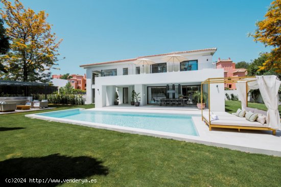  Villa en venta en Marbella (Málaga) 