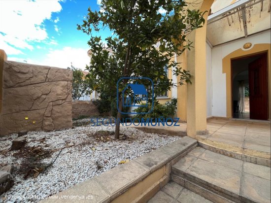 Chalet en venta en Mazarrón (Murcia)