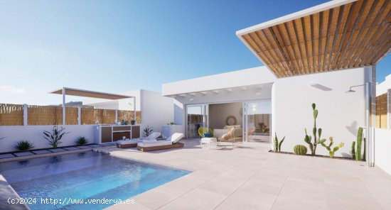 Villa en venta a estrenar en Los Alcázares (Murcia)