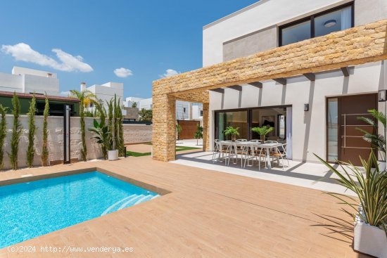 Villa en venta a estrenar en Ciudad Quesada (Alicante)