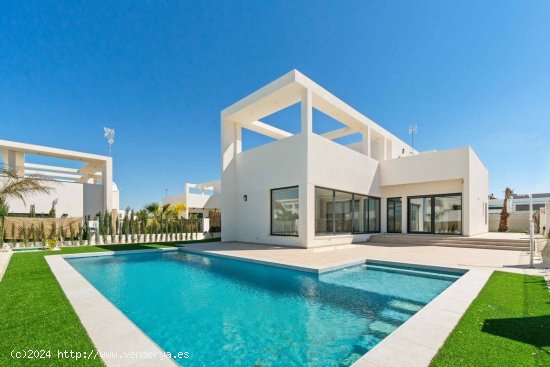 Villa en venta a estrenar en Benijófar (Alicante)