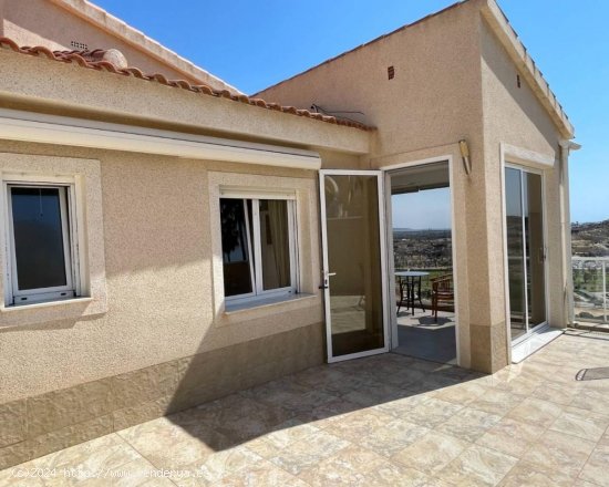 Villa en venta en Ciudad Quesada (Alicante)