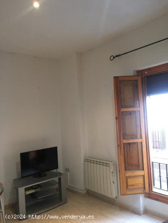 Apartamento en alquiler en Granada (Granada)