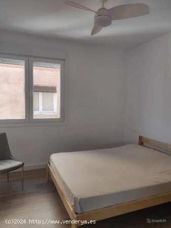 Apartamento en alquiler en Granada (Granada)