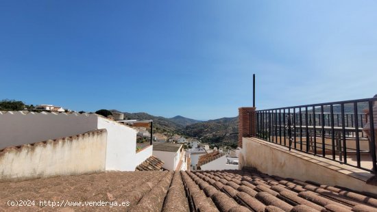 Casa en venta en Canillas de Albaida (Málaga)